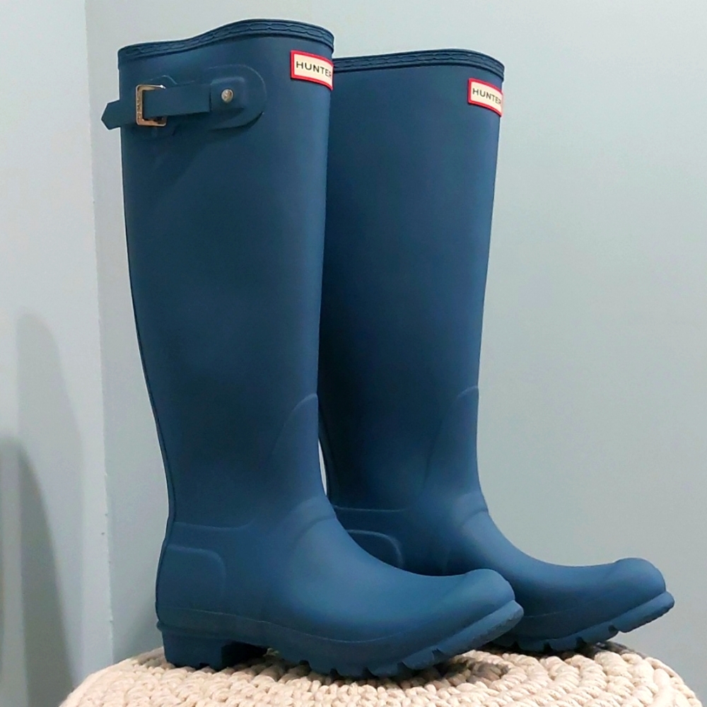 Hunter Tall Matte Blue Boots